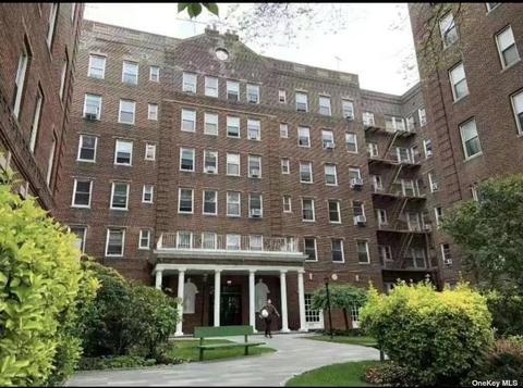 141-25 Northern Blvd #E10, Flushing, NY 11354