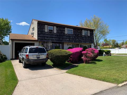 44 Orient Ave, Brentwood, NY 11717