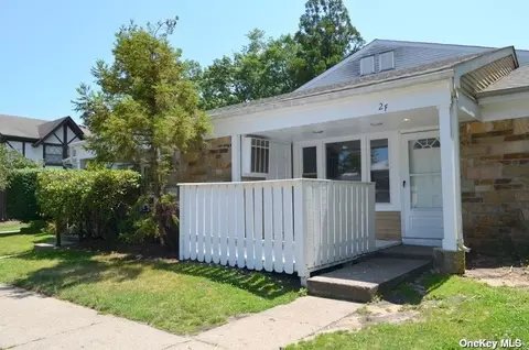 2 Independence Ct #2F, Ridge, NY 11961