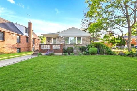 67-14 165 St, Fresh Meadows, NY 11365