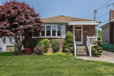 29 Lydia St, Valley Stream, NY 11580