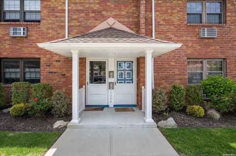 2384 Bedford Ave #208, Bellmore, NY 11710