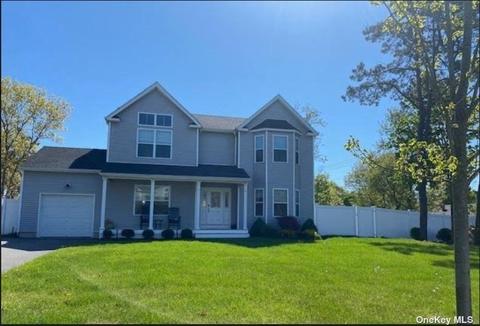 3201 Watch Hill Ave, Medford, NY 11763