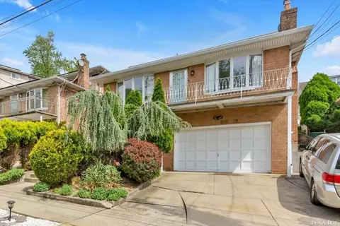 250-52 39 Rd, Little Neck, NY 11363