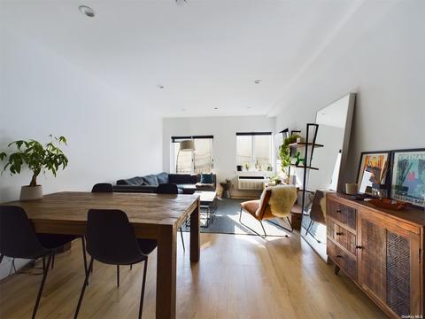 27-34 27th St #2B, Astoria, NY 11102