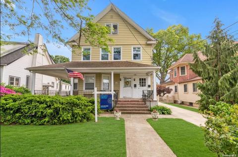 48 Union Pl, Lynbrook, NY 11563