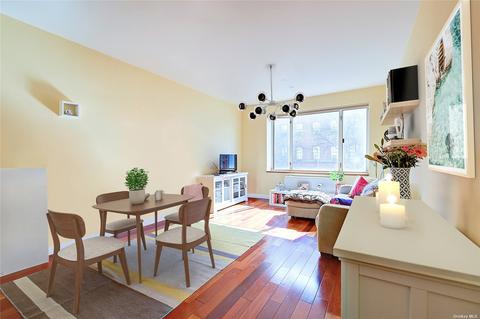 30-85 Vernon Blvd #4B, Astoria, NY 11106