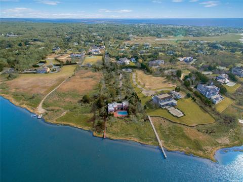 15 Wildwood Ln, Quogue, NY 11959