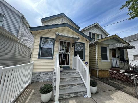 135-18 95th St, Ozone Park, NY 11417