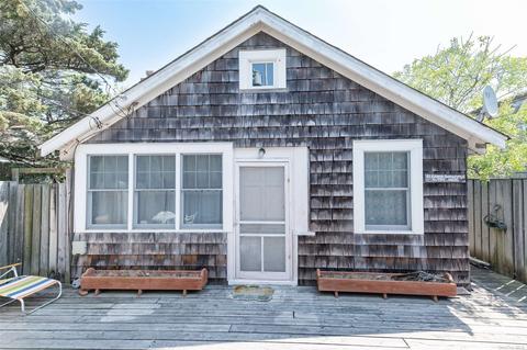 216 Beach Walk, Cherry Grove, NY 11782
