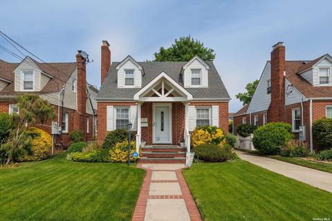 2469 Loft Ave, Baldwin, NY 11510