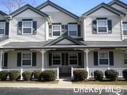 182 Merrick Rd #9, Amityville, NY 11701