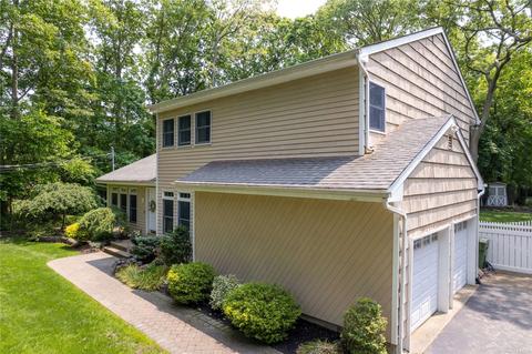 48 Pine Hill Rd, Port Jefferson, NY 11777