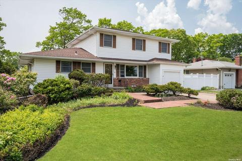 42 Simmons Dr, East Islip, NY 11730