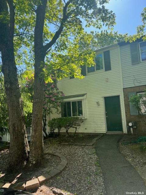 149 Hill Cres #149, Calverton, NY 11933