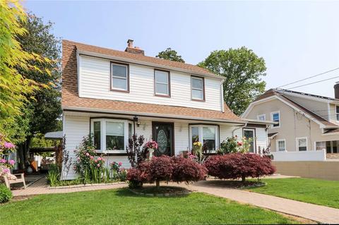 171 Wilson Ave, Westbury, NY 11590