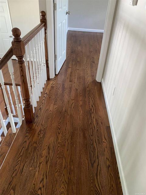 264 Claywood Dr, Brentwood, NY 11717