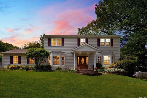 Undisclosed, Dix Hills, NY 11746