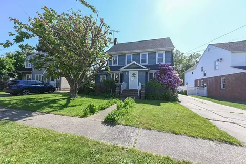 238 Bedell Ter, West Hempstead, NY 11552