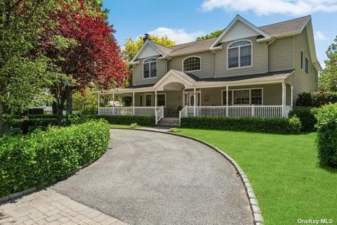 86 Eklund Blvd, Nesconset, NY 11767