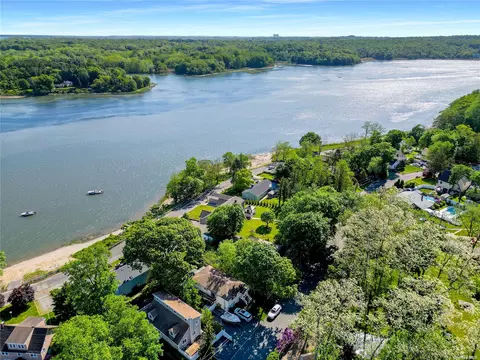 Lakeview Drive, Kings Park, NY 11754