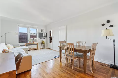 92-05 Whitney Ave #B36, Elmhurst, NY 11373