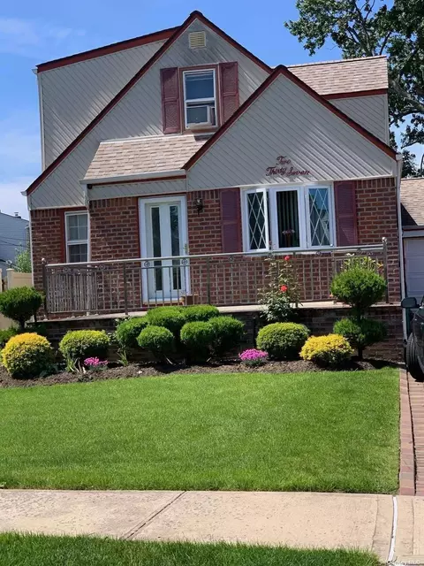 237 Village Ave, Elmont, NY 11003