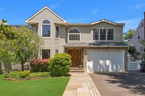 85 Bayview Ave #A, Port Washington, NY 11050