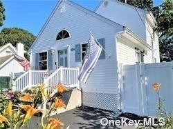 92 Wood Ave # a, Mastic, NY 11950