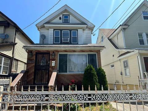 86-59 107th St, Richmond Hill, NY 11418