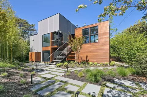 24 Wyandanch Ln, Amagansett, NY 11930