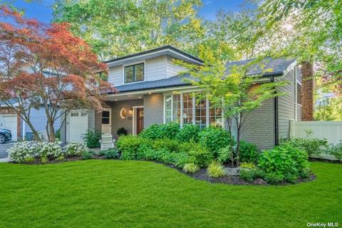 51 Driftwood Dr, Port Washington, NY 11050