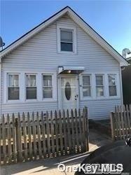 58 California St, Long Beach, NY 11561
