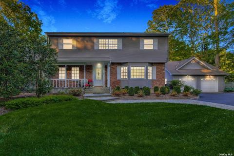 379 Pond Path, Setauket, NY 11733