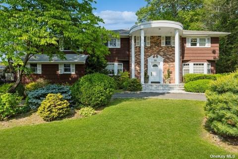 50 Starling Ct, East Hills, NY 11576
