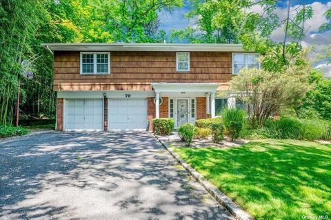79 Beverly Rd, Great Neck, NY 11021