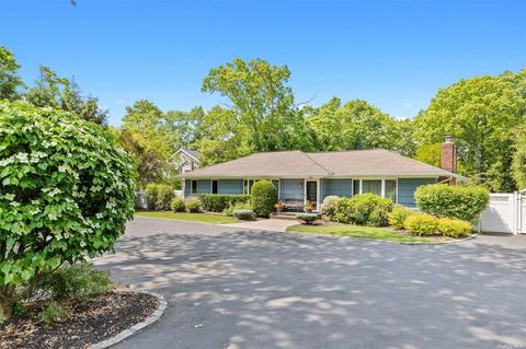 1074 Westminster Ave, Dix Hills, NY 11746
