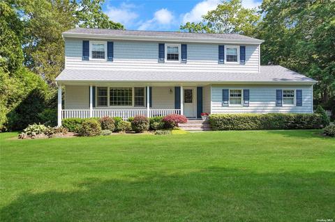3 Heritage Pl, Nesconset, NY 11767