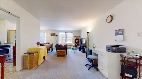 63-11 Queens Blvd #C7, Woodside, NY 11377