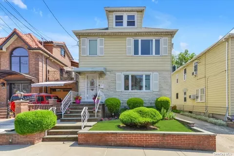 132-32 60 Ave, Flushing, NY 11355
