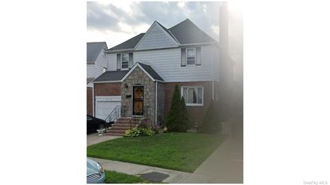 57-18 142nd St, Flushing, NY 11355