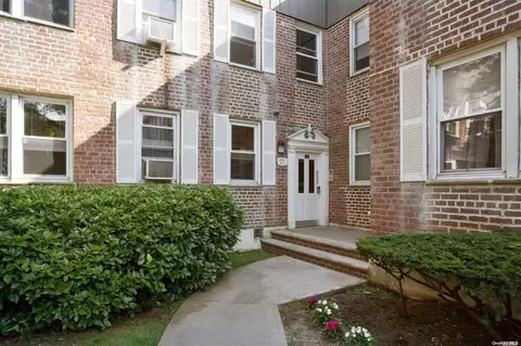 261 Cedarhurst Ave #B2, Cedarhurst, NY 11516