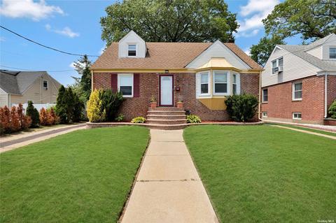 144 Boden Ave, Valley Stream, NY 11580
