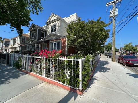 104-43 104th St, Ozone Park, NY 11417
