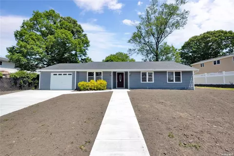 4 Continental Dr, Centereach, NY 11720