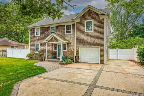 1354 Potter Blvd, Bay Shore, NY 11706