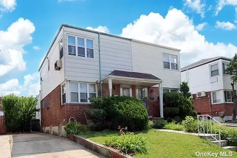 67-21 197th St, Fresh Meadows, NY 11365