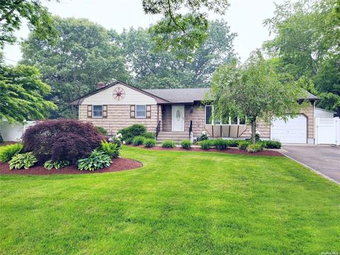 896 Ocean Ave, Bohemia, NY 11716