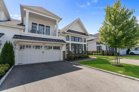 73102 Spruce #73102, Plainview, NY 11803