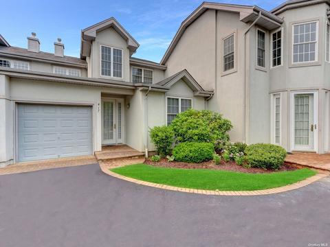 417 Madeira Blvd #417, Melville, NY 11747